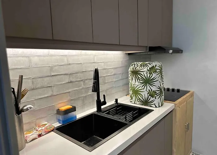 Apartamento Huge 101-sqm 2br In Bgc Up To 12 Guests Manila