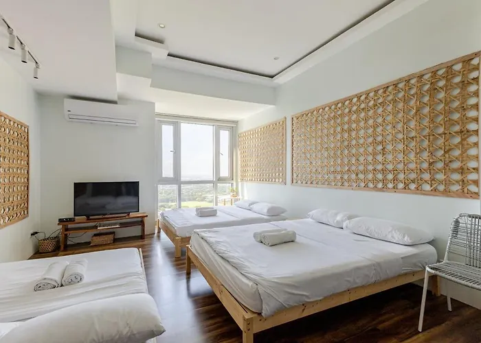 Huge 101-sqm 2br In Bgc Up To 12 Guests Apartamento *