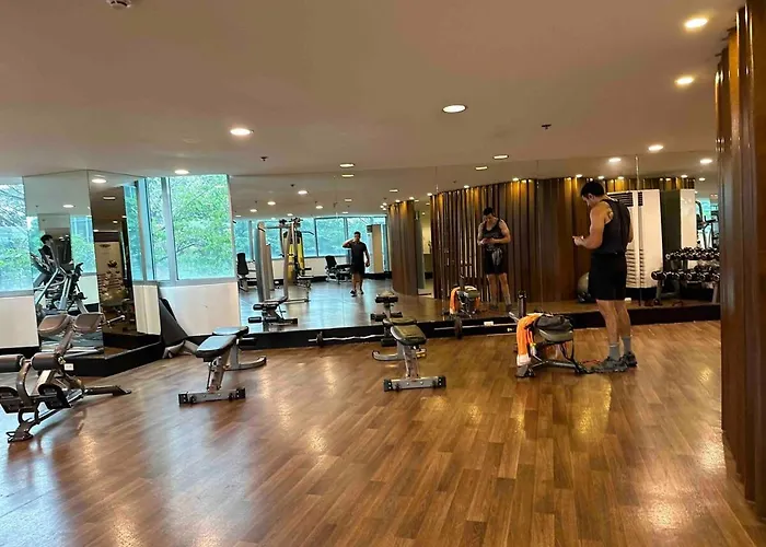 Apartamento Huge 101-sqm 2br In Bgc Up To 12 Guests *