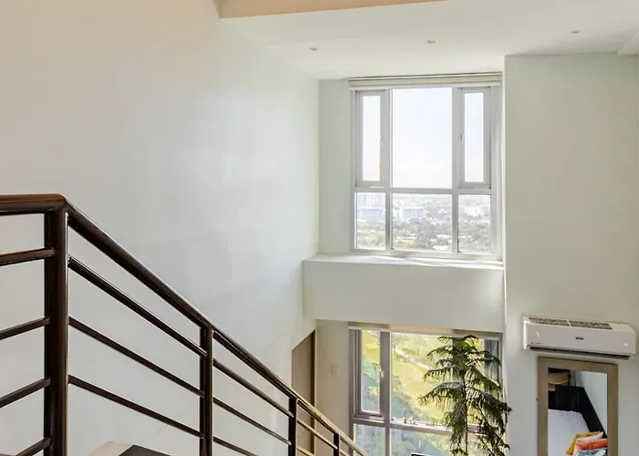 Huge 101-sqm 2br In Bgc Up To 12 Guests * Manila