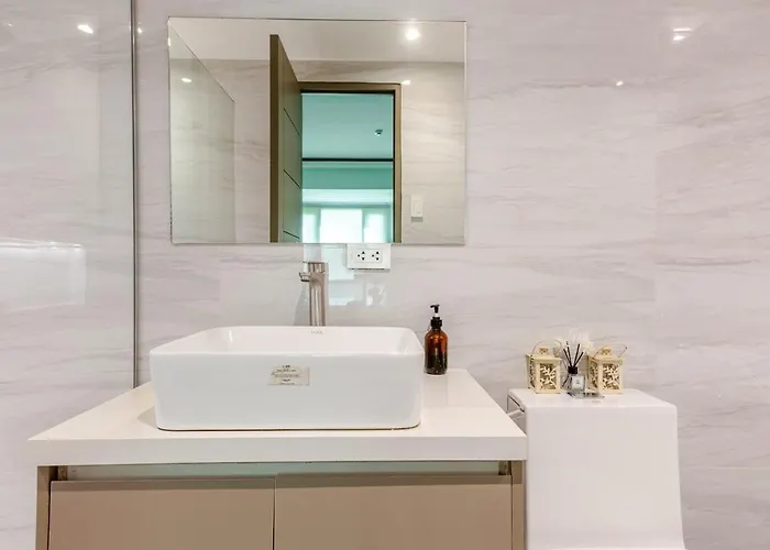 Apartamento Huge 101-sqm 2br In Bgc Up To 12 Guests