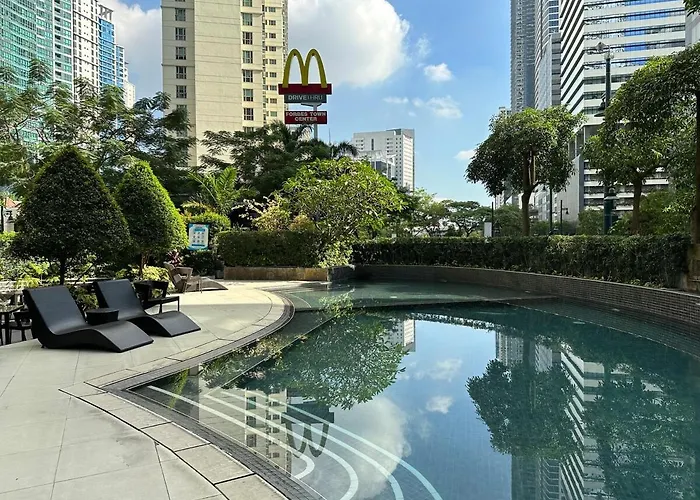 Huge 101-sqm 2br In Bgc Up To 12 Guests Apartamento