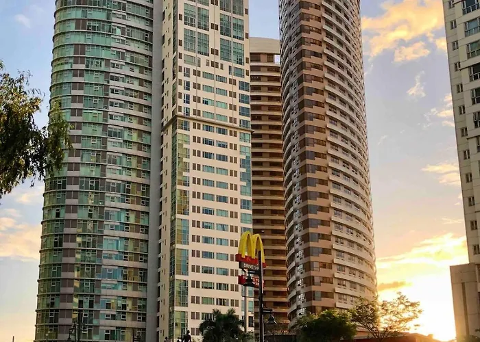 Huge 101-sqm 2br In Bgc Up To 12 Guests