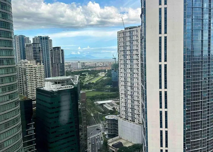Apartamento Huge 101-sqm 2br In Bgc Up To 12 Guests Manila
